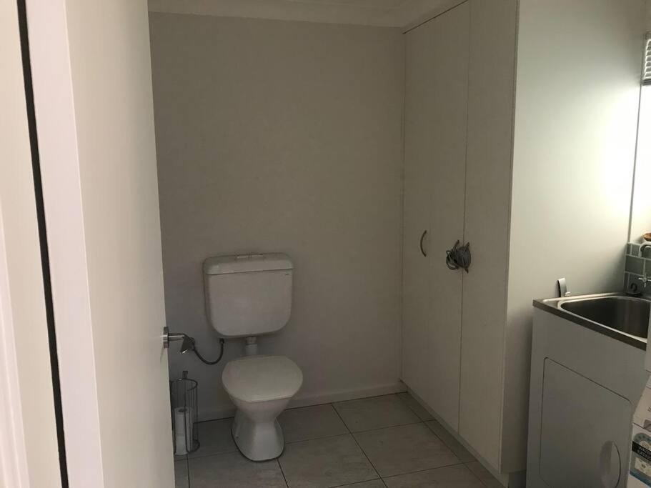 Holiday home Family House - Spacious W Yard Ac Car Space